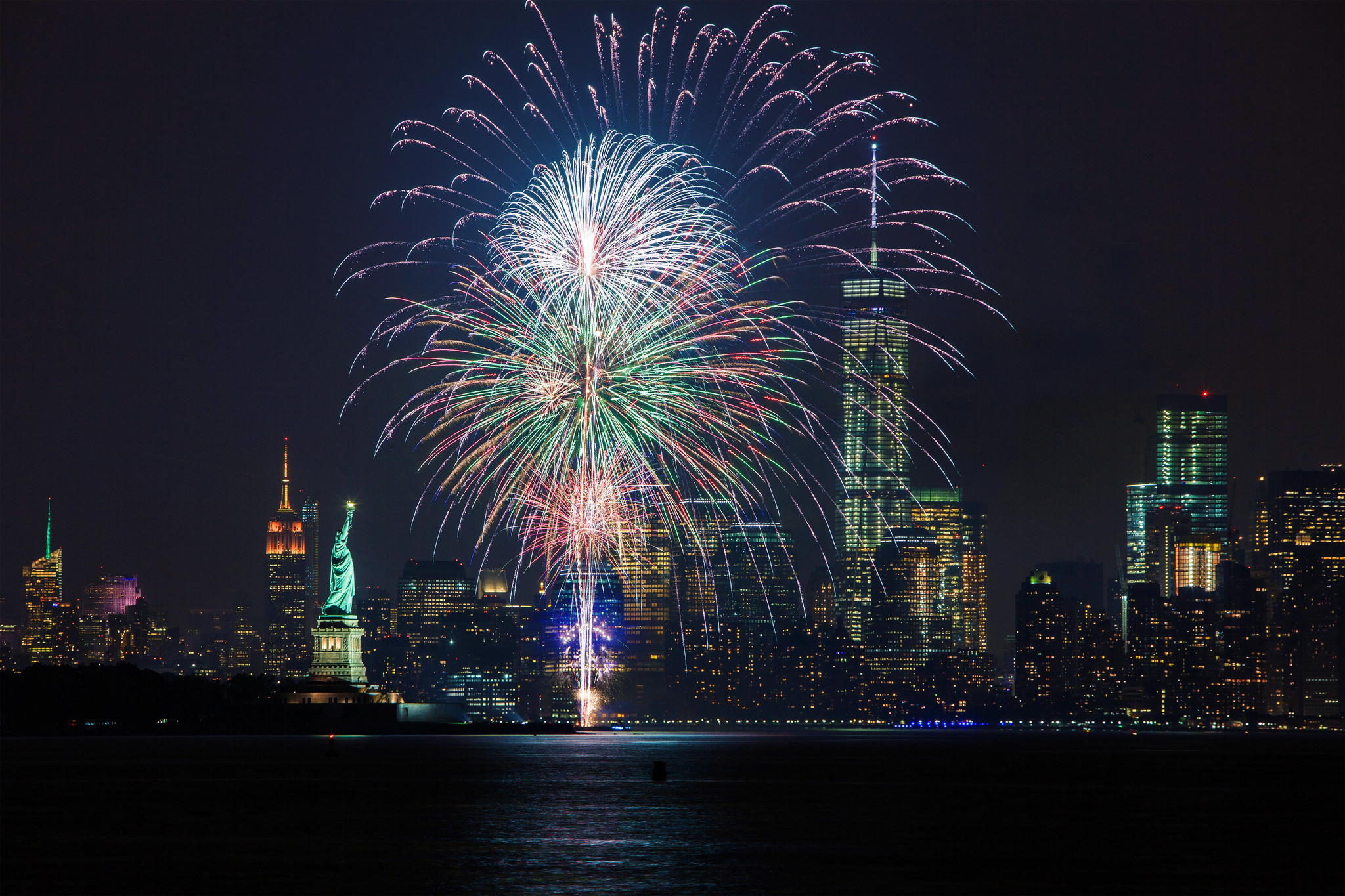 Where To Watch New Year’s Eve Fireworks In NYC