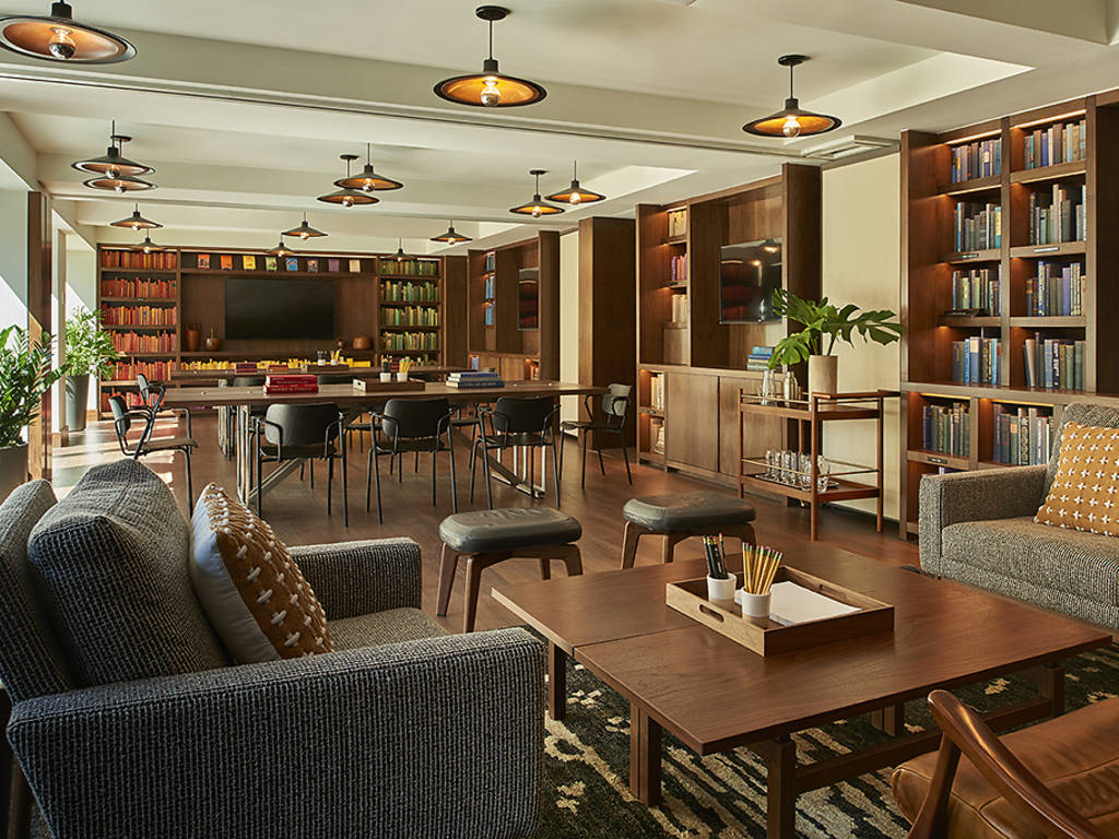 Best hotel lobbies with free Wi-Fi in New York City