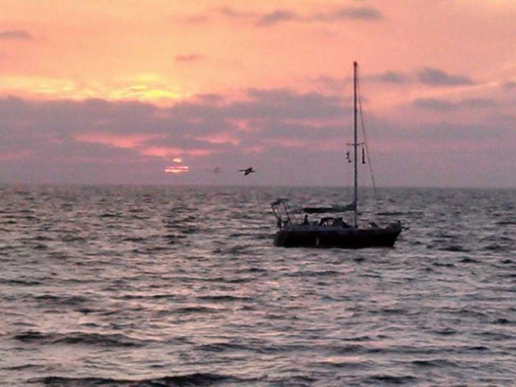 Best Booze Cruise Options Around The Los Angeles Area