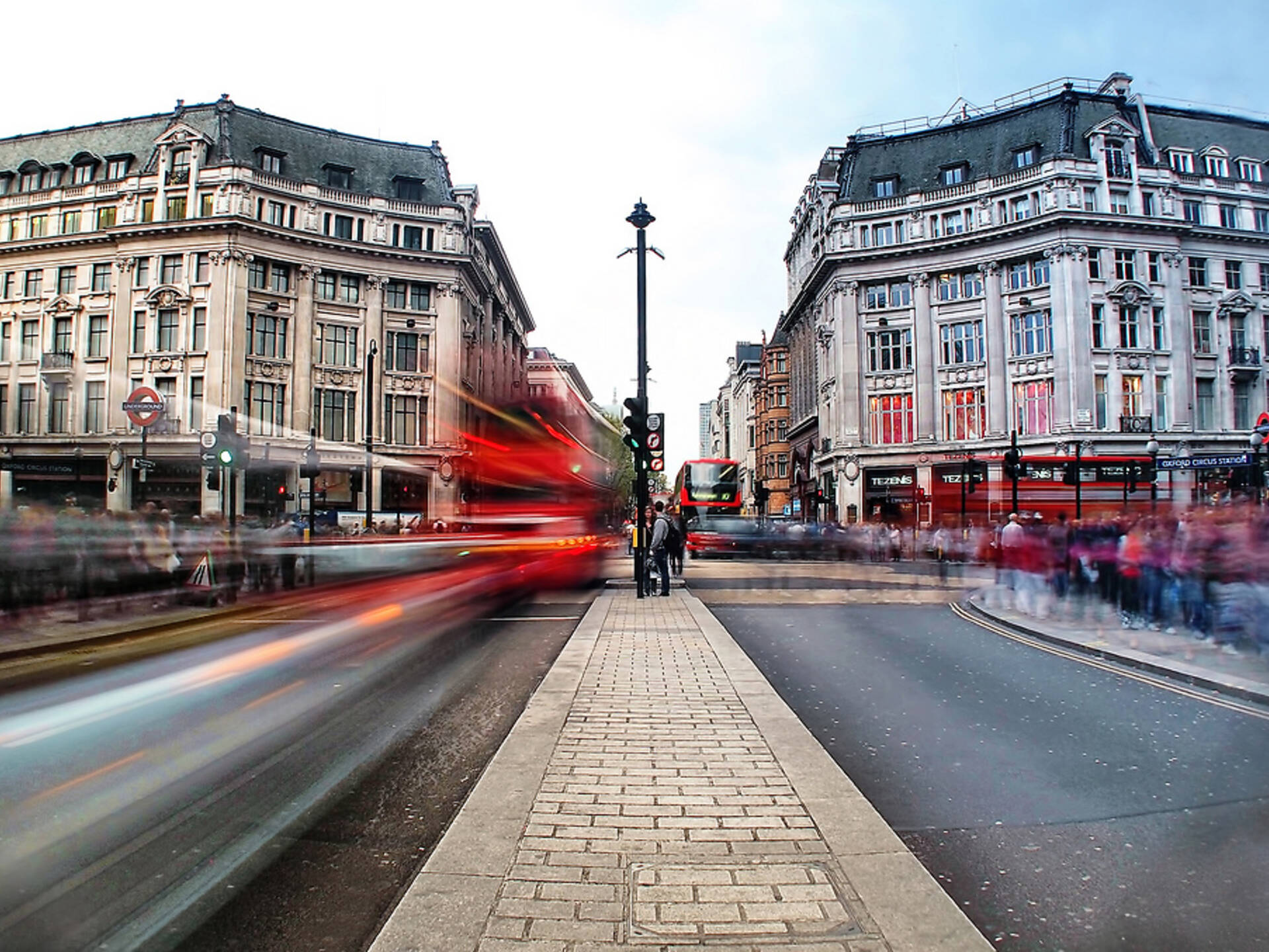 20 Vital Things Every Visitor Needs To Know | London Travel Tips