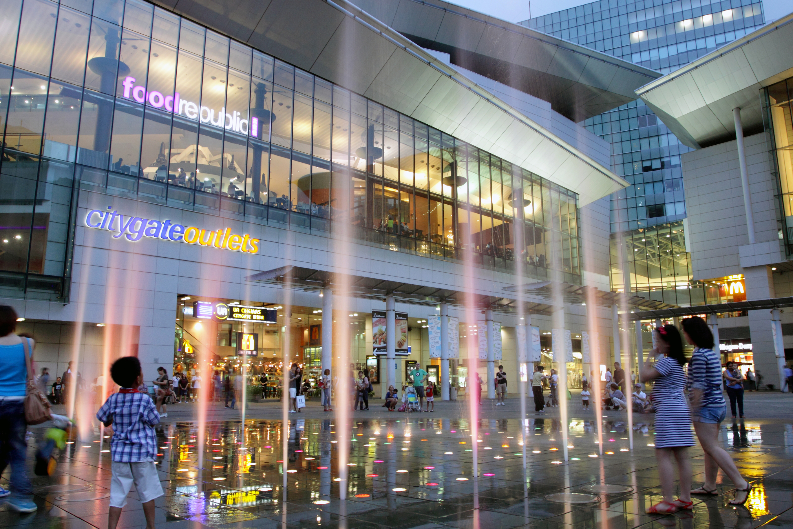 Citygate Outlets Shopping In Tung Chung Hong Kong