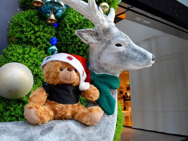 Best Christmas selfie spots in Orchard Best Christmas selfie spots in Orchard