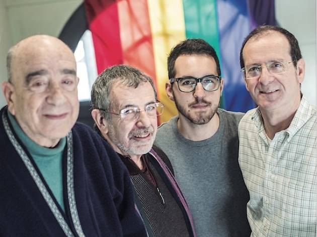 Armand de Fluvià, Emilio Ruiz, Sergi Cubell i Jordi Samsó, al Casal Lambda Armand de Fluvià, Emilio Ruiz, Sergi Cubell i Jordi Samsó, al Casal Lambda