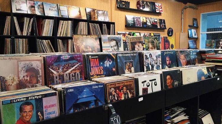 Vinyl Die Hards ร้านแผ่นเสียง