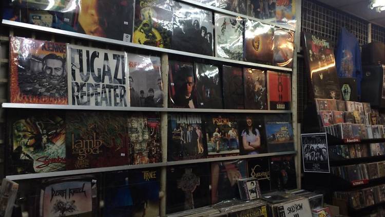 Heaven & Hell Record Shop ร้านแผ่นเสียง