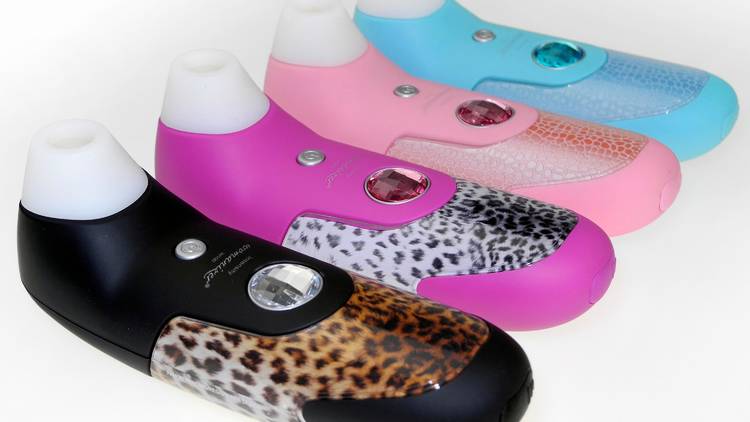 Womanizer's Black Leopard stimulator