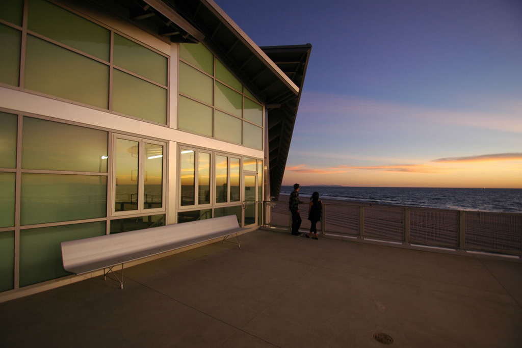 Dockweiler Youth Center | Attractions in Playa del Rey, Los Angeles