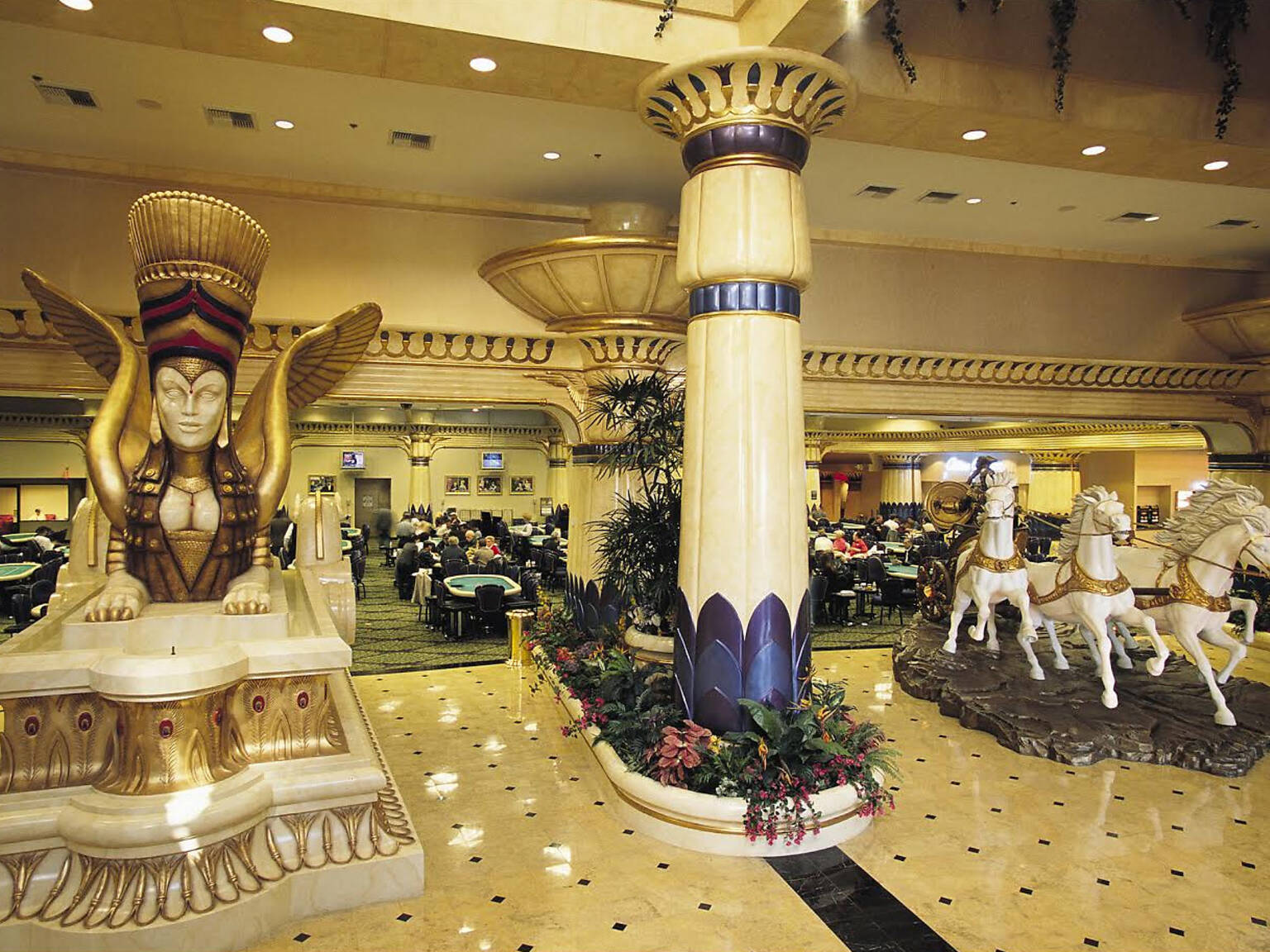 Best casinos in Los Angeles for poker and blackjack