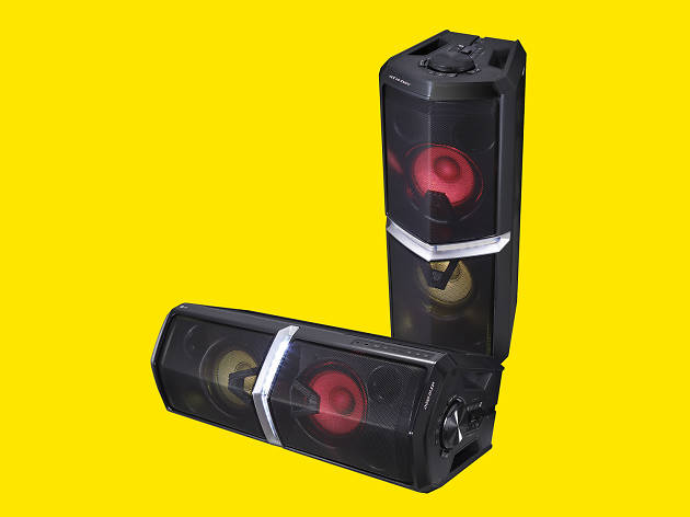 Freestyle FH6 speakers from LG Freestyle FH6 speakers from LG