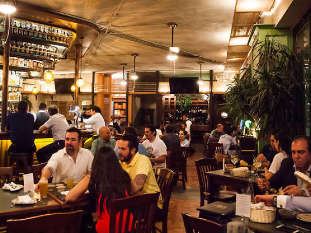 Restaurantes y cantinas para despedir el año en la CDMX Restaurantes y cantinas para despedir el año en la CDMX