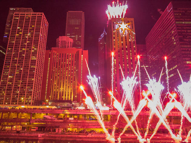 We celebrate new year. Чикаго новый год. С новым годом Чикаго. Китайский новый год в Чикаго. Новый год в Чикаго КВБАК.