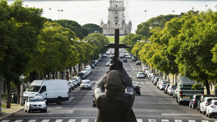 Monumentos de Lisboa: estátuas de A a bronze