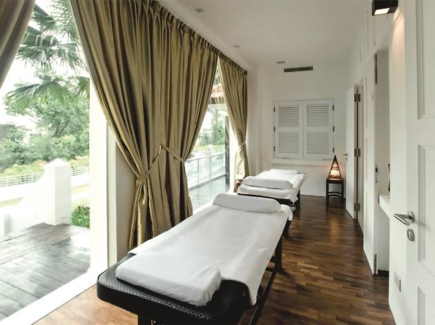 Spa Luna Health And Beauty In Sentosa Singapore