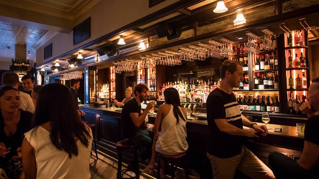 Queens Hotel | Bars in Enmore, Sydney