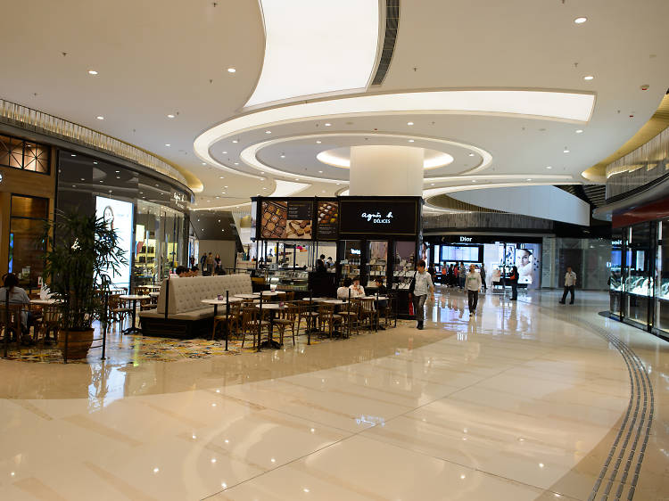 Top 5 Luxury Shopping Malls In Hong Kong For The Best Retail Therapy