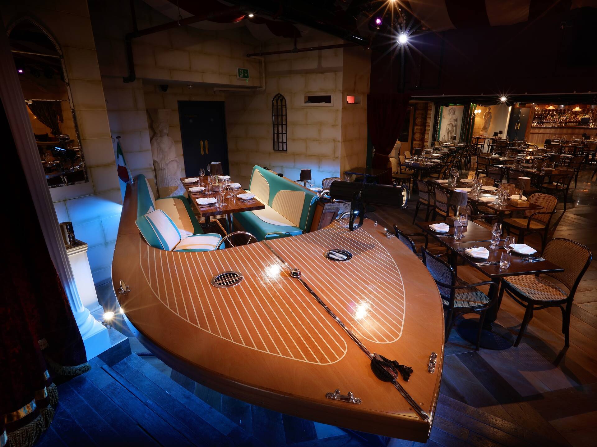 26 Best Quirky Restaurants in London For A Cool and Unique Meal Out