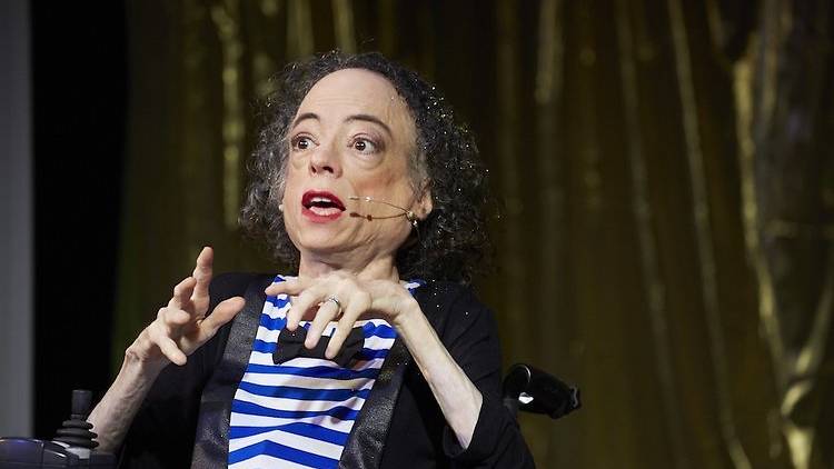 Liz Carr 