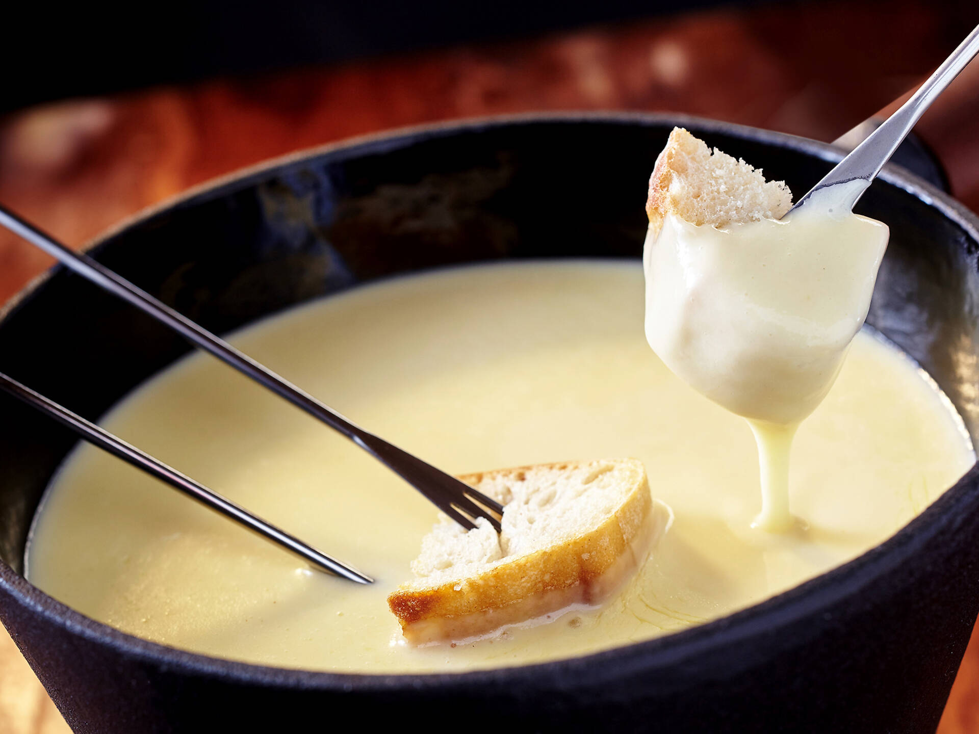 17 Best Restaurants for Dining Alone in NYC