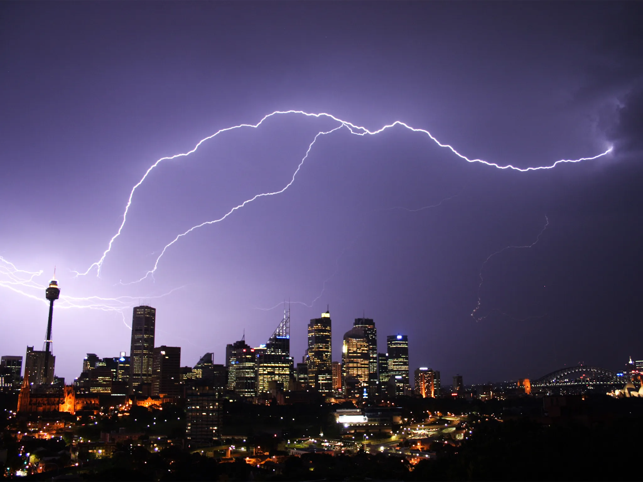 Sydney lightning storm skyline