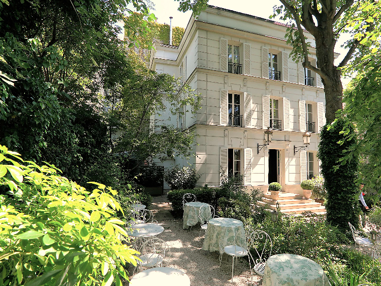 Take a date to Hôtel Particulier Montmartre