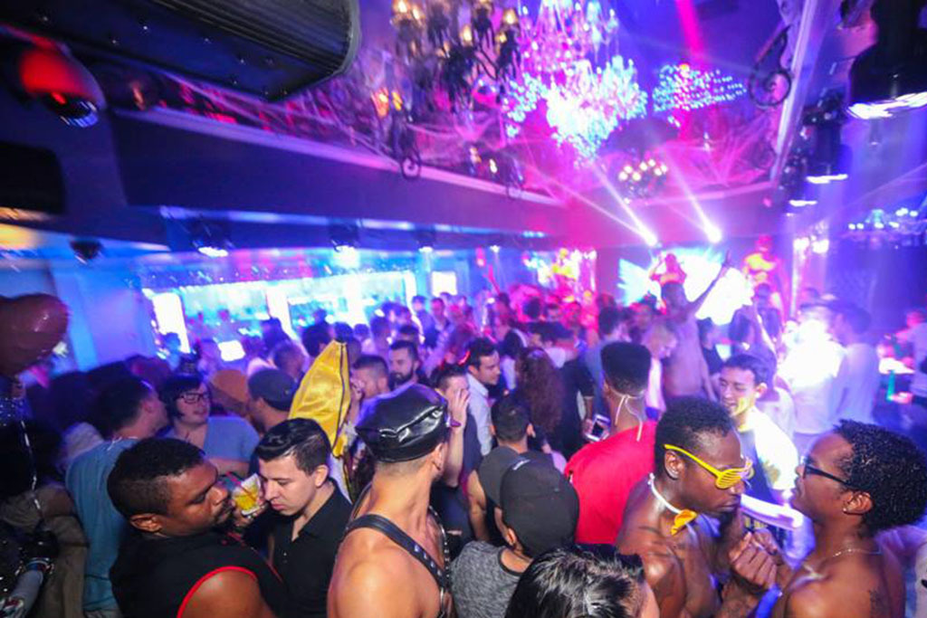 The Chillest Las Vegas Clubs and Bars