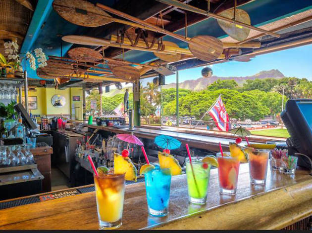 Hula’s Bar and Lei Stand in Waikiki, HA Hula’s Bar and Lei Stand in Waikiki, HA