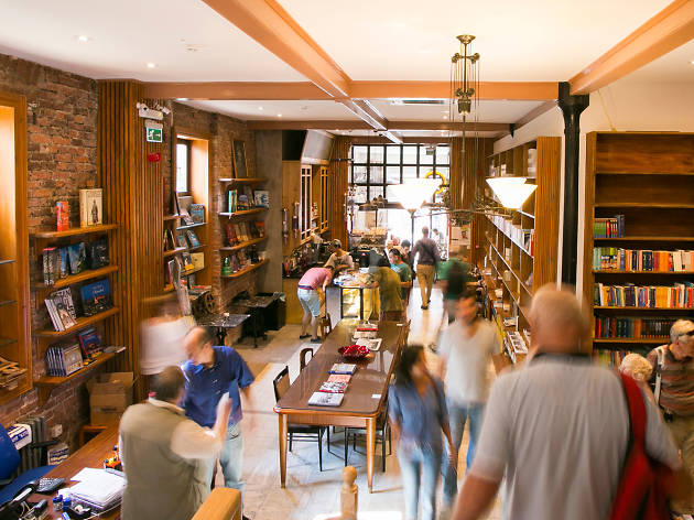 Türk Alman Kitabevi & Cafe Türk Alman Kitabevi & Cafe