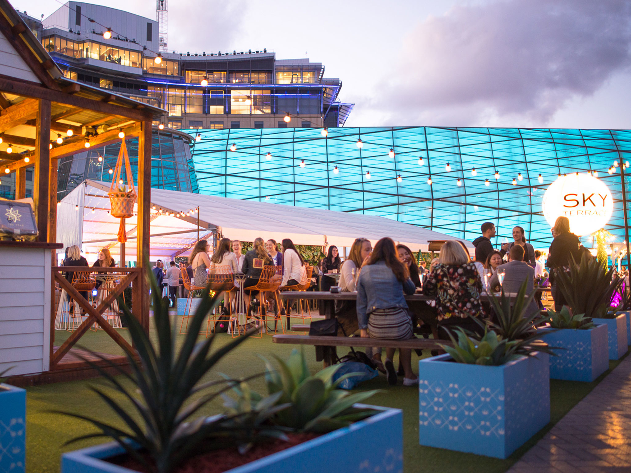 Sky Terrace Bars in Darling Harbour, Sydney