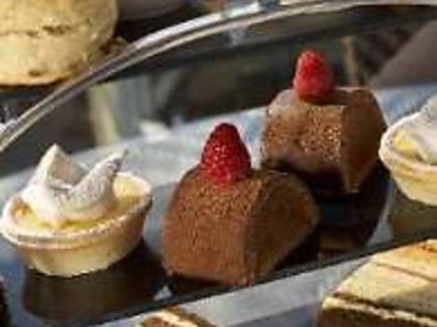 Afternoon Tea at Park Plaza County Hall London Afternoon Tea at Park Plaza County Hall London
