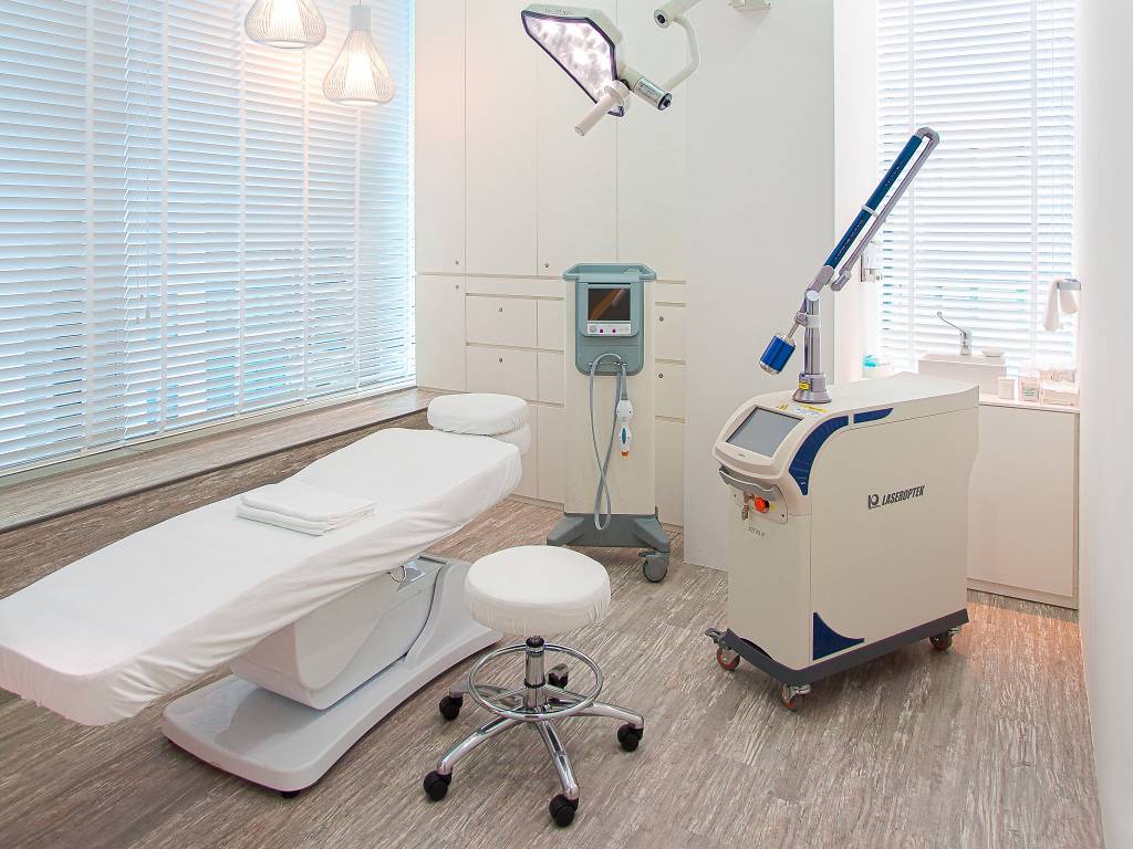 17 Best Facial Treatments To Try In Singapore