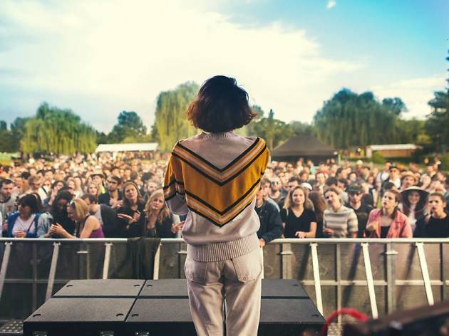 Musique sur l'herbe et grand bazar sur l'eau : le Macki Music Festival est de retour en banlieue parisienne ! Musique sur l'herbe et grand bazar sur l'eau : le Macki Music Festival est de retour en banlieue parisienne !