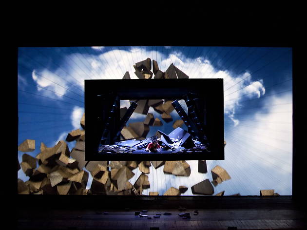 Quartett di Luca Francesconi Direttore: Susanna Mälkki Secondo direttore: Jean-Michaël Lavoie Regia: Àlex Ollé (La Fura dels Baus) Scene: Alfons Flores Video: Franc Aleu Costumi: Lluc Castells Luci: Marco Filibeck Realizzazione informatica del suono Ircam: Serge Lemouton In collaborazione con: Sébastien Naves e Julien Aléonard Maestro del coro: Bruno Casoni