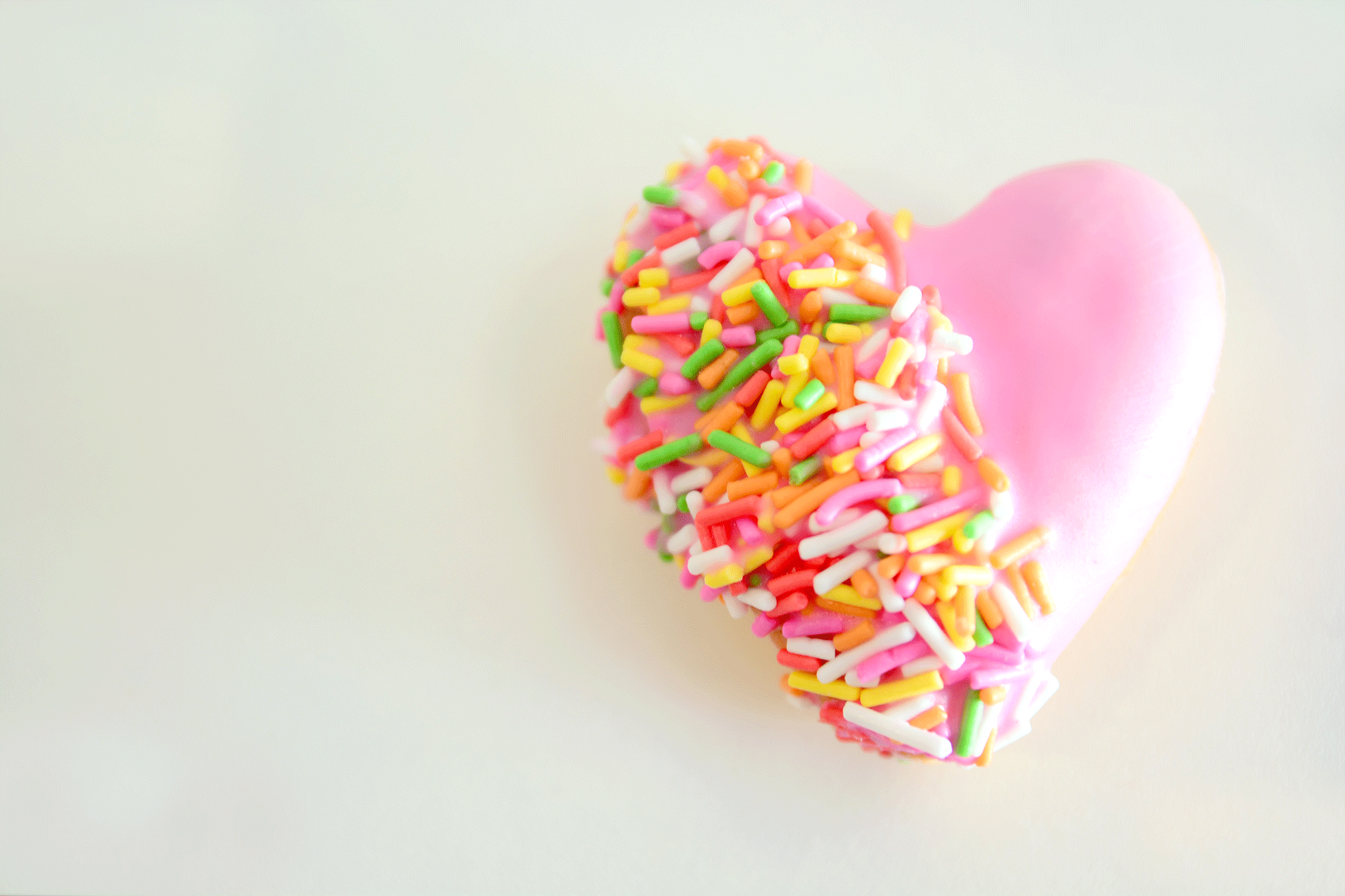 Coupled up or single, here are all the Valentine's Day deals you should