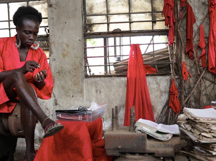 CrazinisT artisT, x in REd, performance at blaxTARLINES, Kumasi