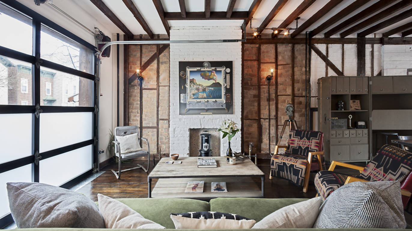 Cheap hotels in Brooklyn for a New York City vacation