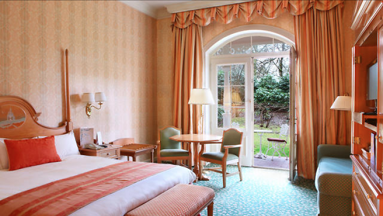 Disneyland Hotel Hotels In Paris