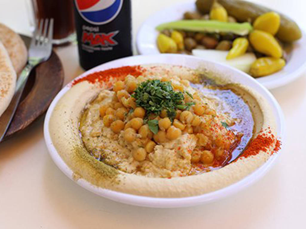 The most authentic Middle Eastern hummus restaurants in Tel Aviv