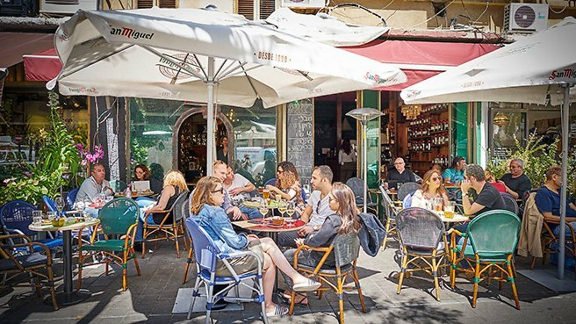 The best Tel Aviv cafés - from coffee and tea to pastries and food