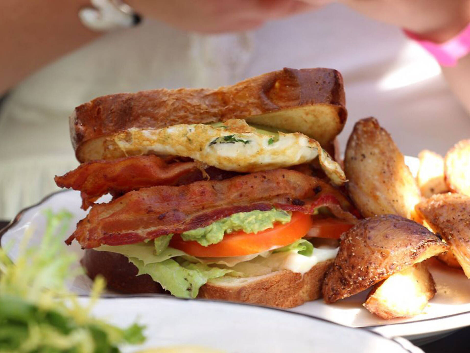 11 Best Diners in Boston For a Retro Atmosphere and Tasty Eats
