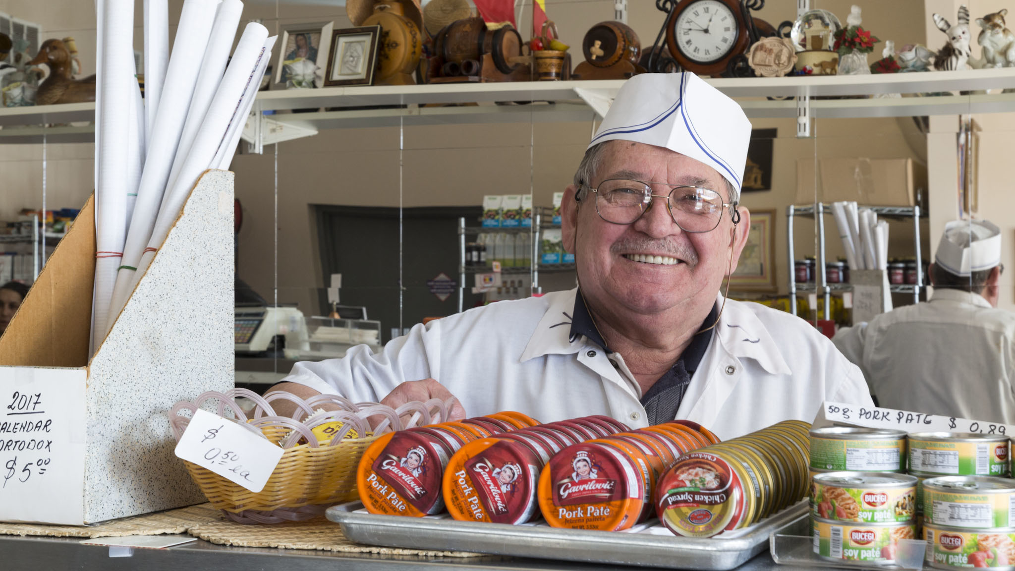 Saravale Meat Market Shopping in Portage Park, Chicago