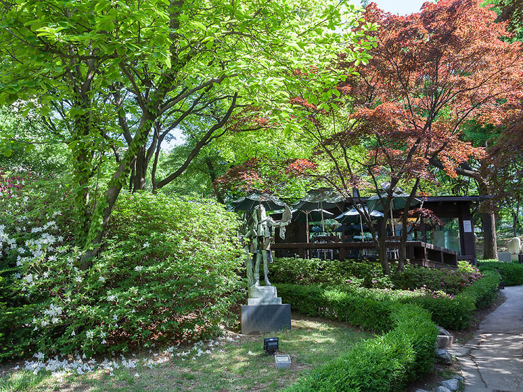 숲의 산책로가 있는 미술관, 성곡미술관