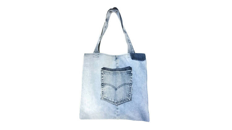 Tote bag