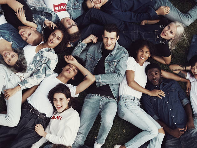 levis desaque levis desaque