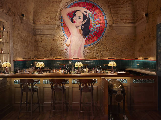 O Beco Cabarte Gourmet funciona numa antiga capela do Convento da Trindade beco