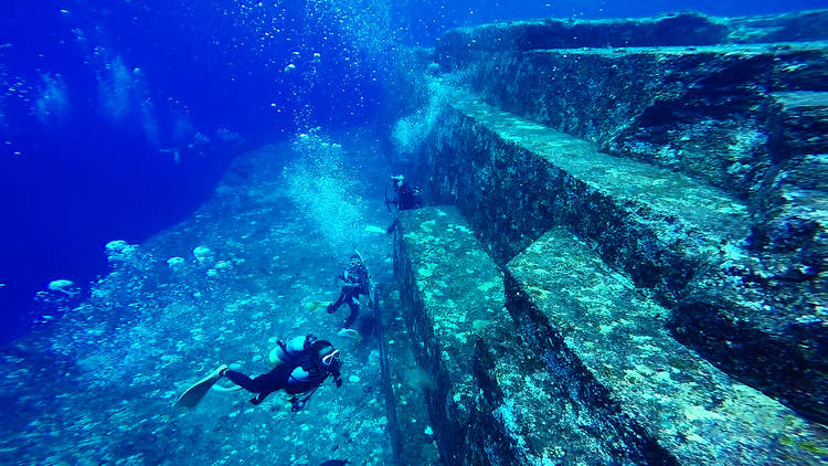 Explore underwater ruins...