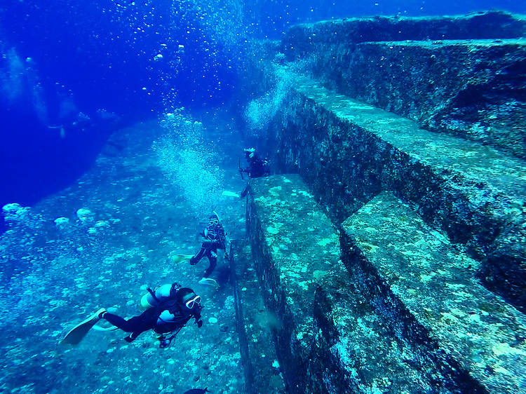 Explore underwater ruins...