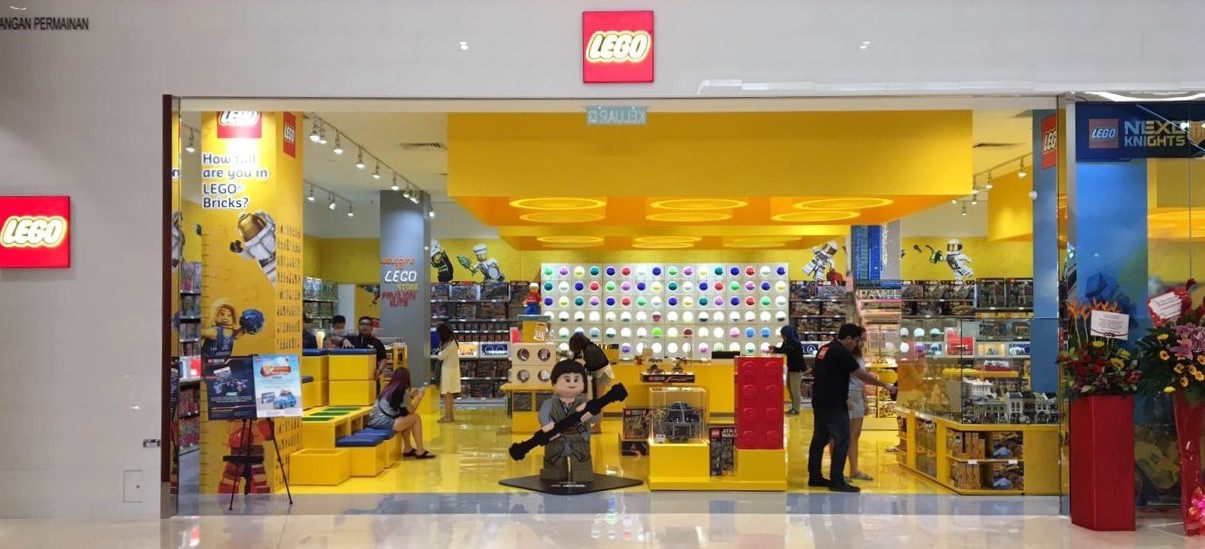 LEGO Store Pavilion Elite | Shopping in Bukit Bintang, Kuala Lumpur