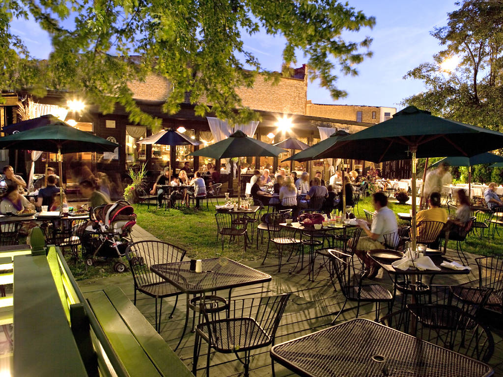 18 Hidden Patios and Rooftops in Chicago For Outdoor Dining