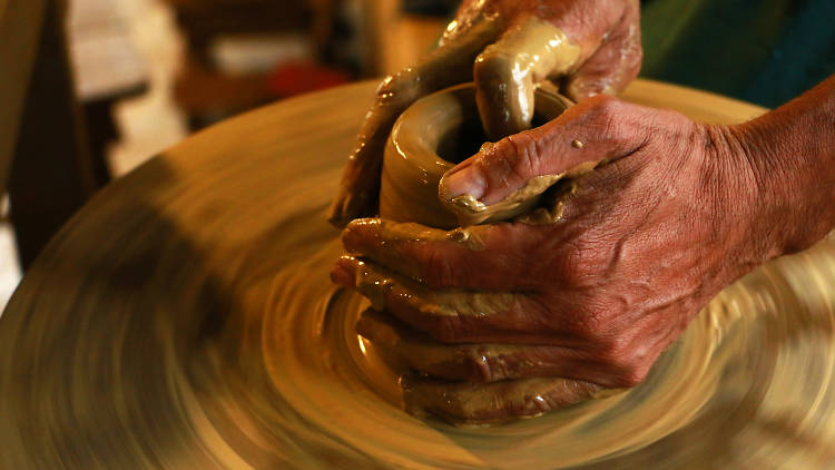 Generic pottery throwing on wheel