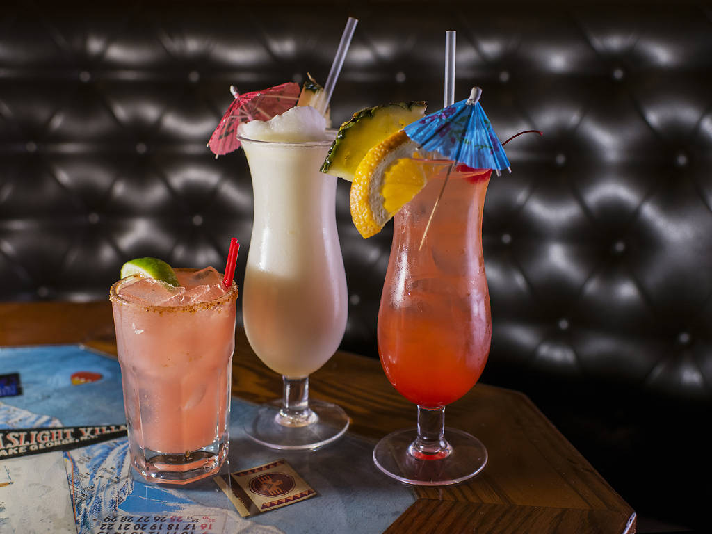 15 Cheap Bars in NYC To Try Tonight